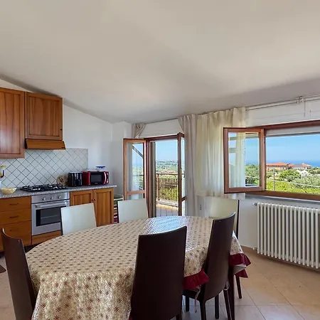 Dall'alba Al Tramonto Апартаменты Tollo