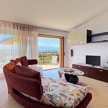 Dall'alba Al Tramonto Tollo