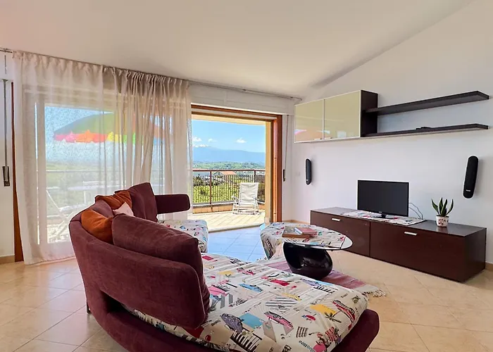 Dall'alba Al Tramonto Tollo